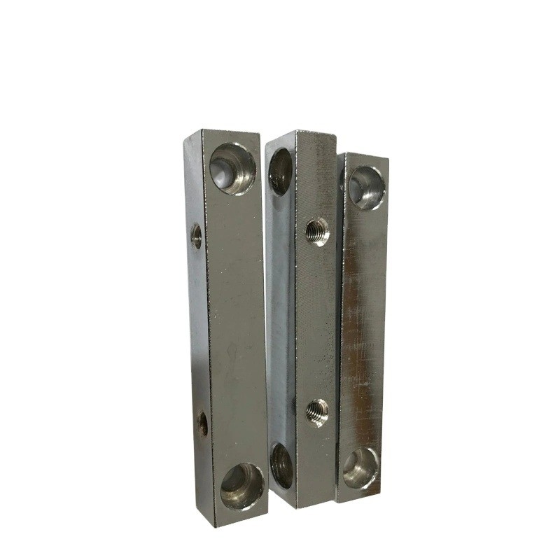 Precision Hardware Products Stainless Steel CNC Machining Parts with Stamping Process